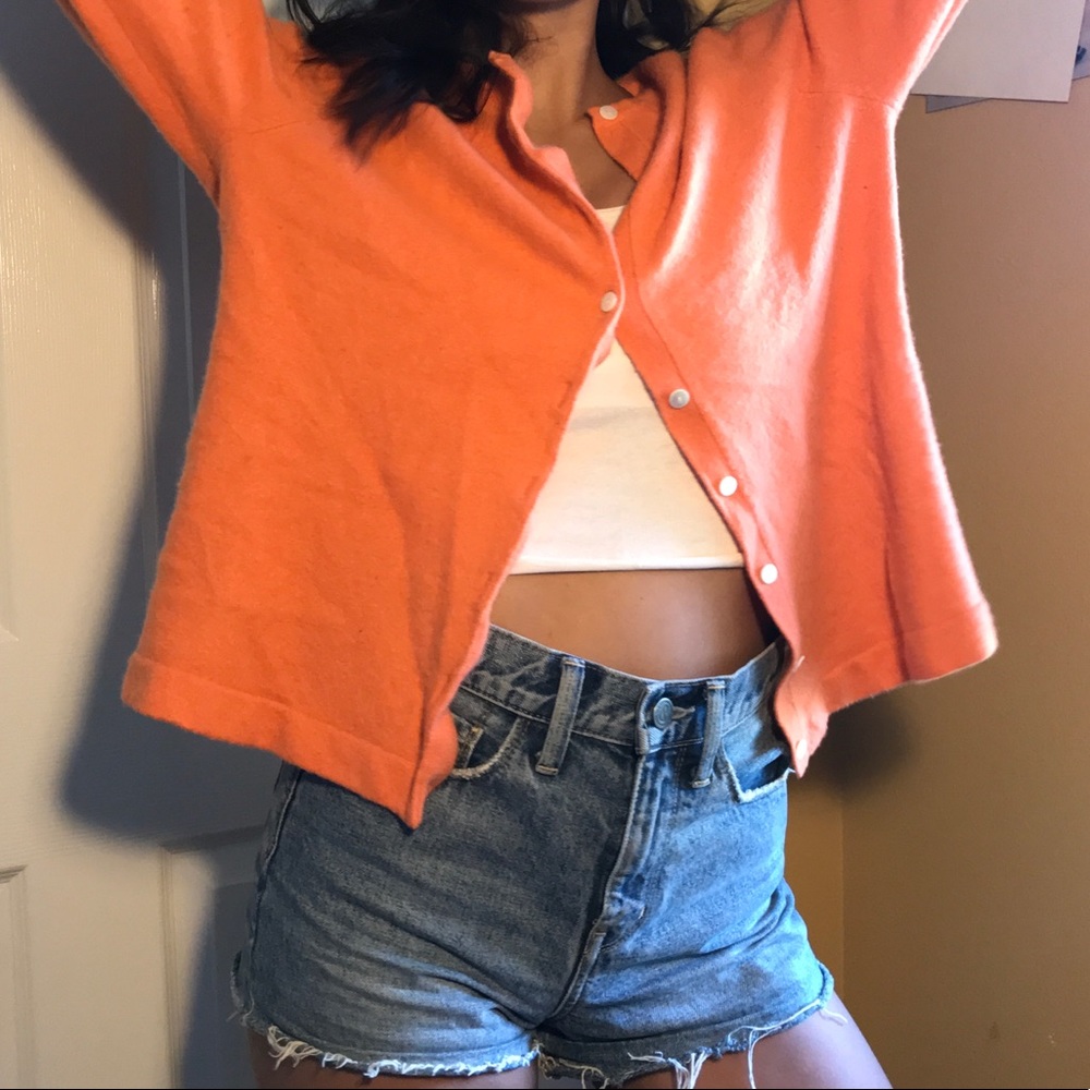 CASHMERE SWEATER